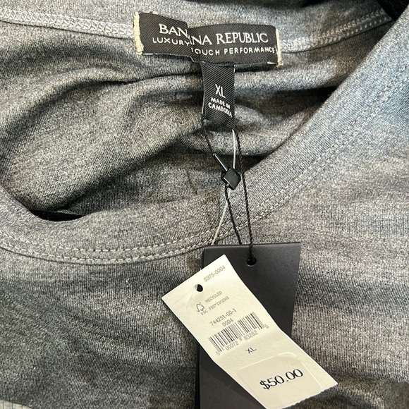 Banana Republic Performance Knit Long Sleeve Top Grey - Picture 5 of 6